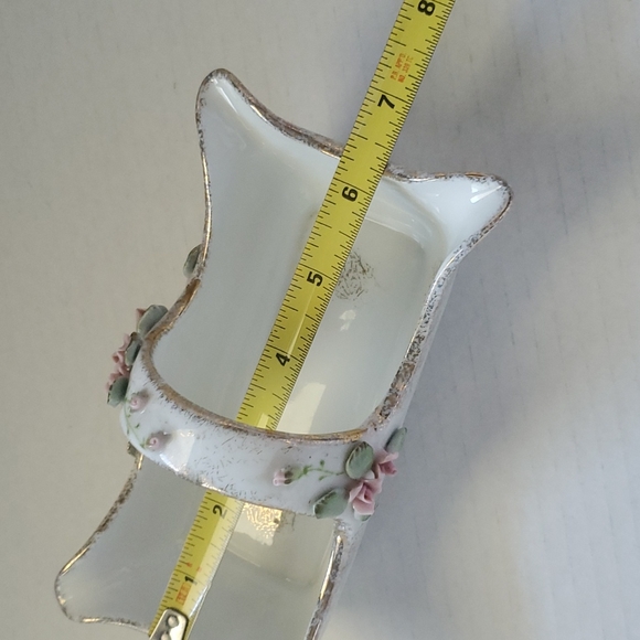 Lefton China Basket with Raised Roses Fine Porcelain - Picture 10 of 15